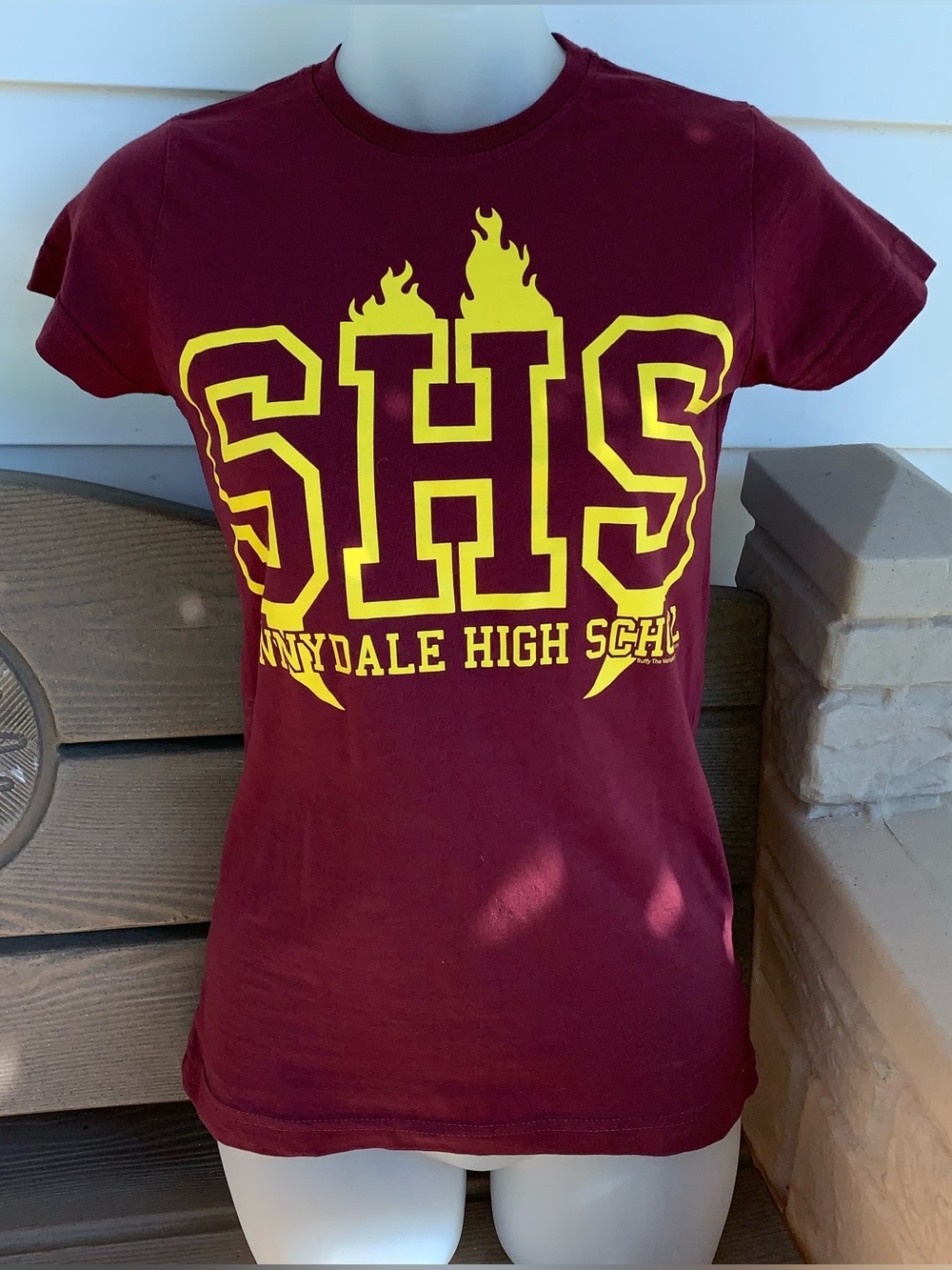 NEW!  Buffy (BTVS) Sunnydale High School T-Shirt -JRS. XS